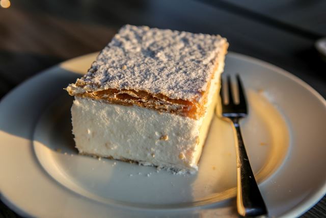 La Bled Cream Cake, dolce tipico della Slovenia