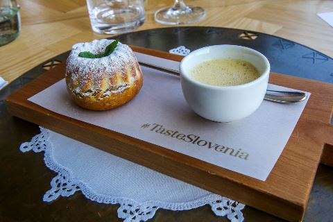 La potica, tipico dolce sloveno