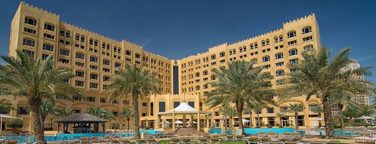 Hotel Intercontinental a Doha: vista della piscina
