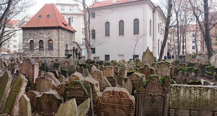 Il Cimitero ebraico di Praga
