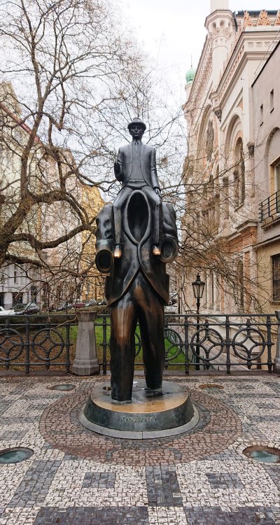 Statua di Kafka a Praga