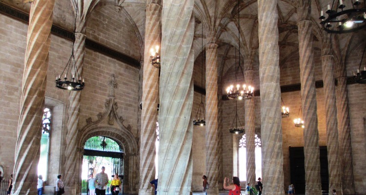 Colonne della Lonja de la Seda, a Valencia Valencia: Lonja de la Seda