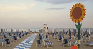 Girasole gigante sulla spiaggia di Jesolo