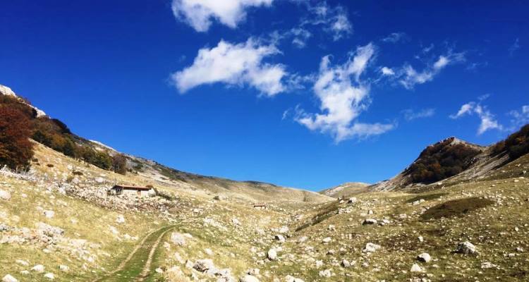 Montagna: il lago della Duchessa in una giornata di sole