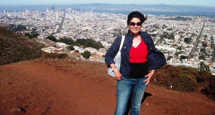 California: ragazza a Twin Peaks, San Francisco