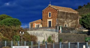 Mompilieri: Santuario Madonna della Sciara