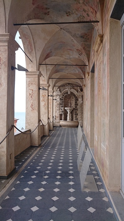 Interno di Palazzo Guarnieri, a Imperia