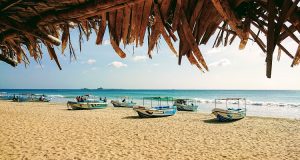 Barche sulla spiaggia di Nilaveli