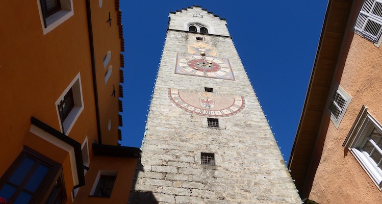Borghi da visitare quest'estate: Torre dell'orologio di Vipiteno