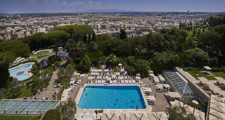luoghi poco conosciuti di Roma: parco privato del Rome Cavalieri, A Waldorf Astoria Hotel, visto dall'alto