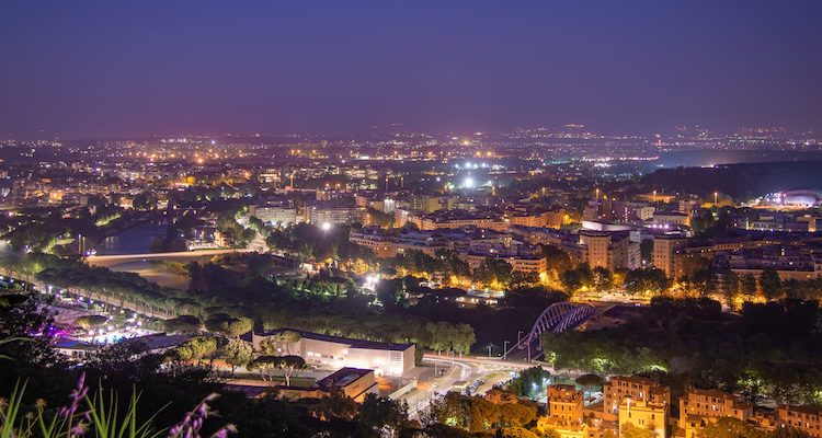 Luoghi poco conosciuti di Roma: vista serale sulla città dallo Zodiaco